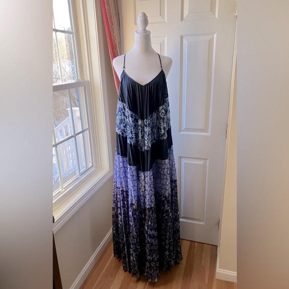 BCBGMaxAzria Spaghetti Strap Pleated Maxi Dress/Gown Blue/Red Size S - Picture 4 of 16